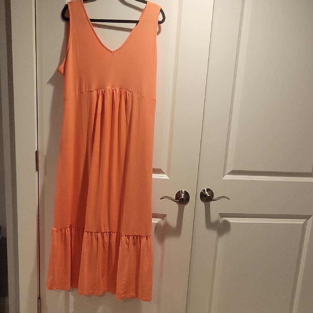 Elegant Orange Sleeveless Dress